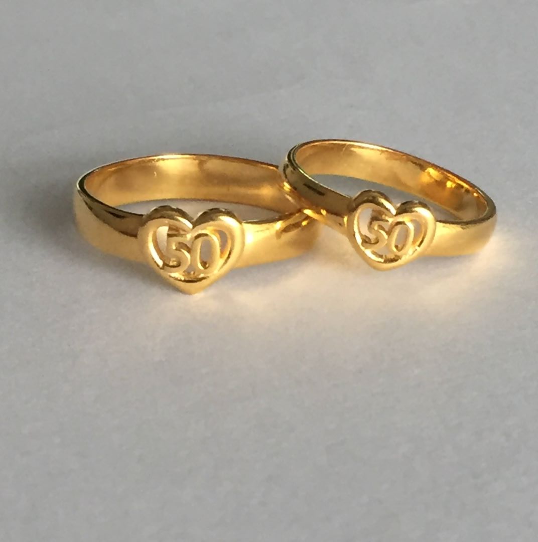 Why you should purpose your love with gold ring