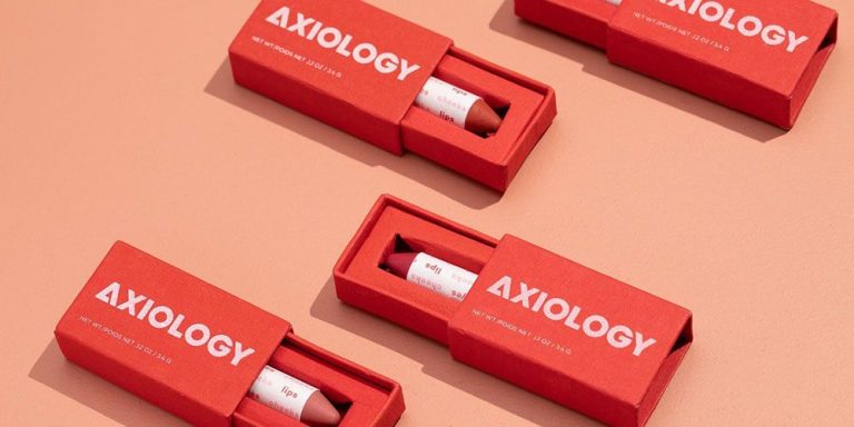 Tips for Designing Lipstick Packaging