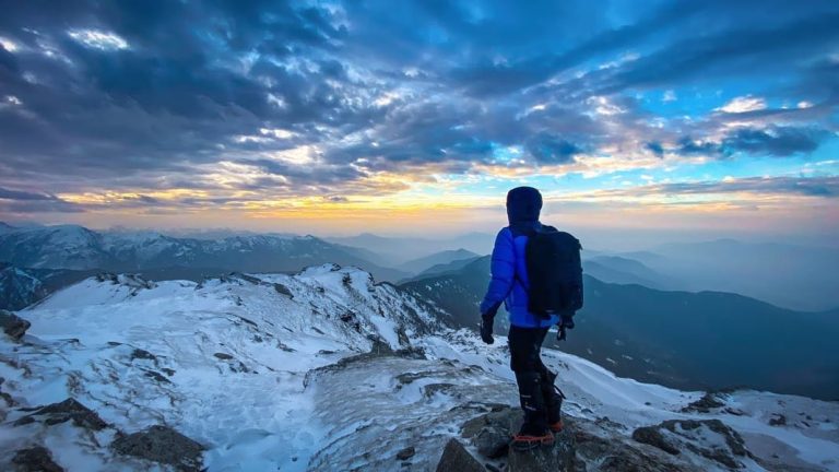 Kedarkantha trek : The Snow Trek